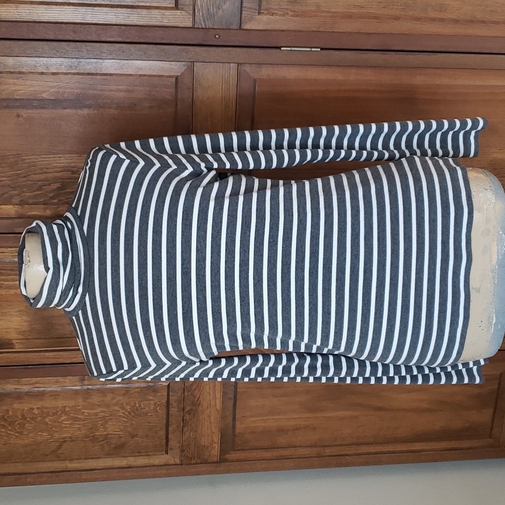 Chaps Striped Turtleneck Sz L
